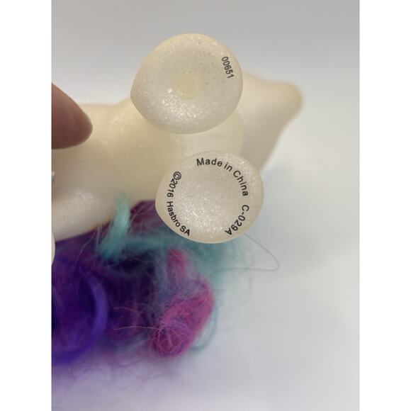 My Little Pony Princess Celestia Figure – White Alicorn w/ Glitter Wings & Rainb - Picture 6 of 6